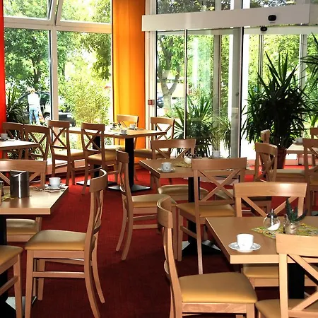 Hotell Acarte 3*